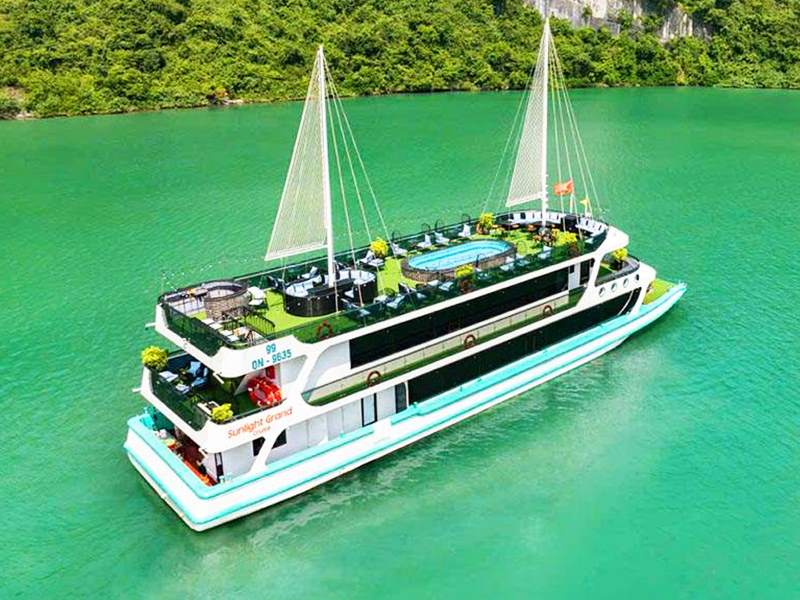 Sunlight Grand Cruise - Halong Bay - 1 Day Cruise 