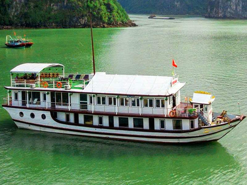 Cozy Bay Classic Cruise - Halong Bay 2 Days 1 Night