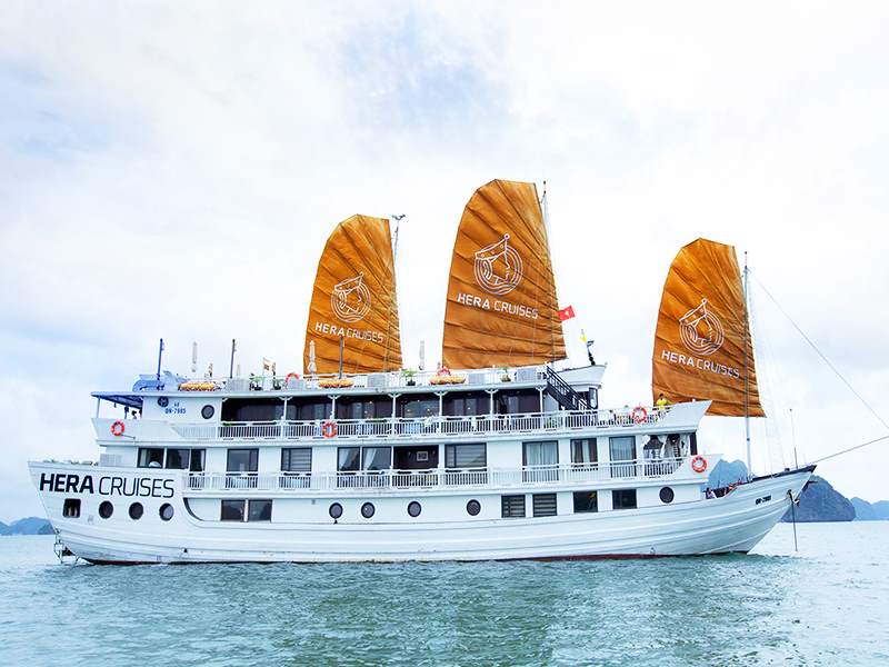 Hera Grand Luxury Cruise - Halong Bay 2 Days 1 Night
