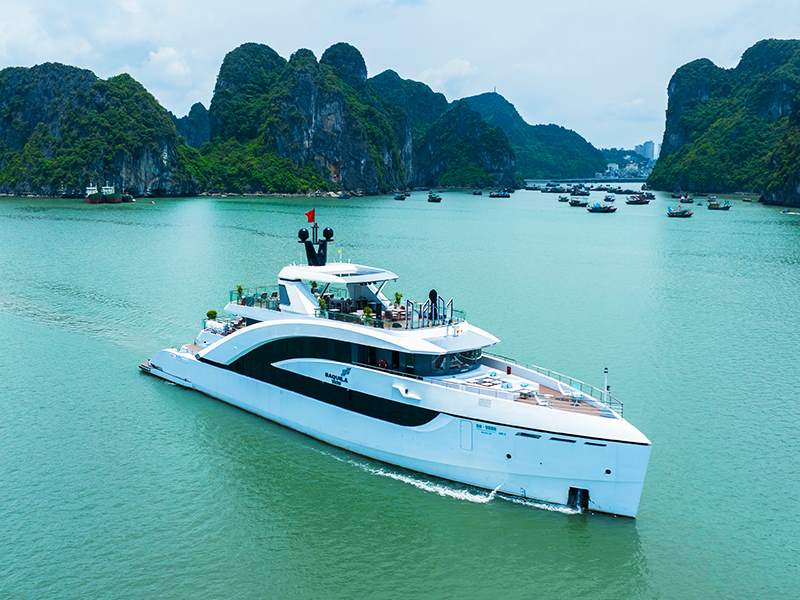 Saquila Yacht - Halong Bay - 1 Day Cruise